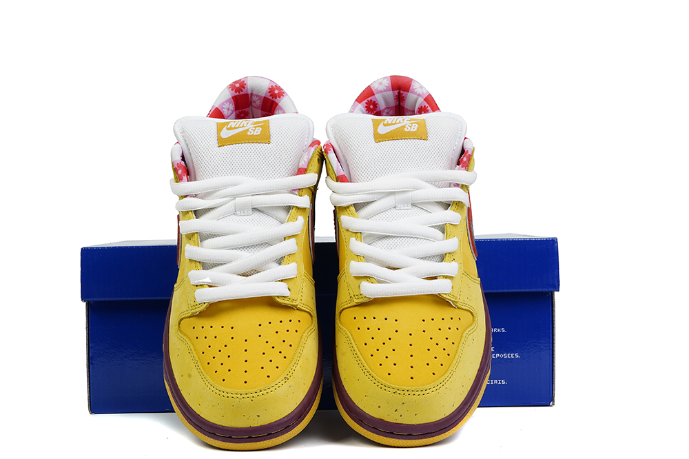 Nike SB Dunk Low Yellow Lobster