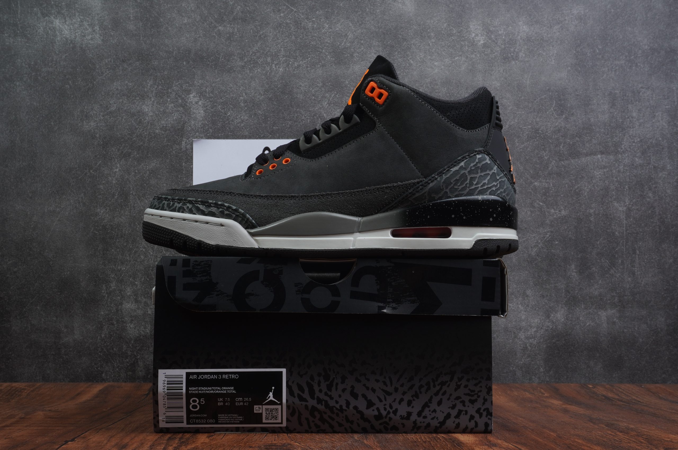 Air Jordan 3 Fear Night Stadium