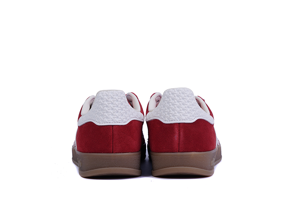 Ad*s Gazelle Indoor “Scarlet Cloud White”